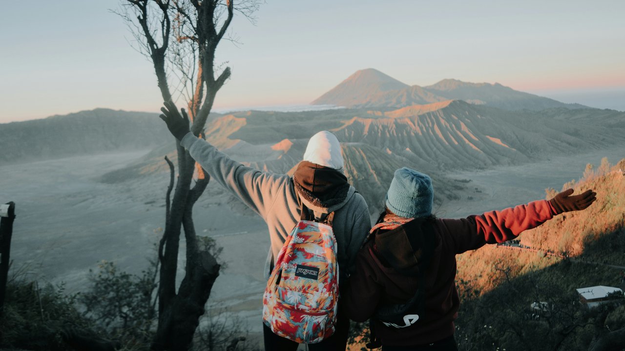 10 Tips Liburan Hemat Tapi Tetap Asik, Rencanakan dengan Matang