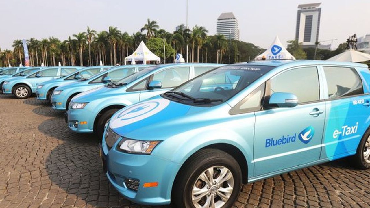 Taksi Blue Bird
