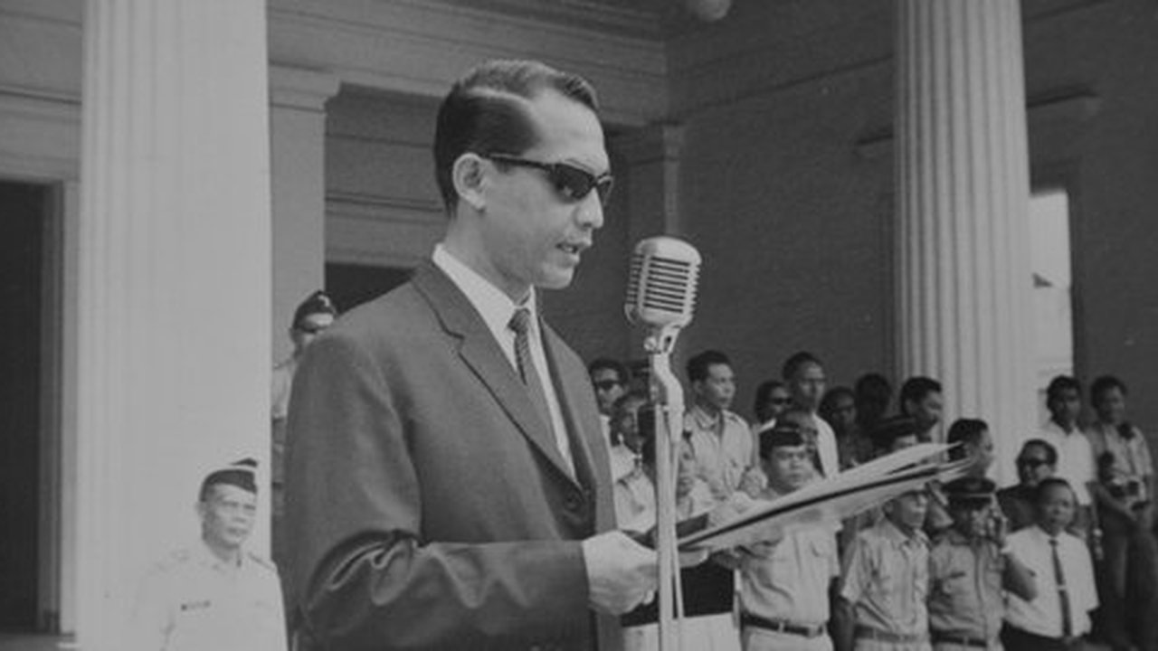 Gubernur Ali Sadikin