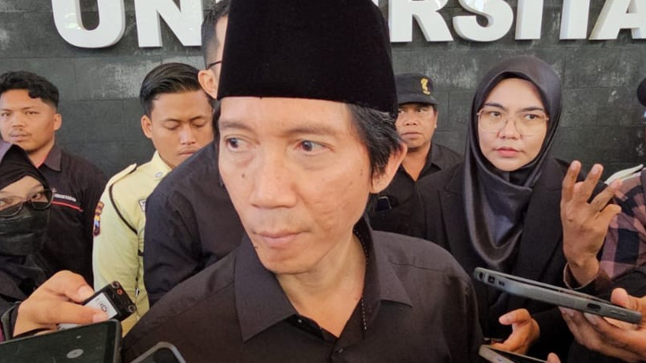 Dekan FK Undip Yan Wisnu Prajoko