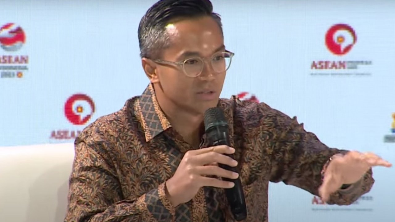 anindya bakrie