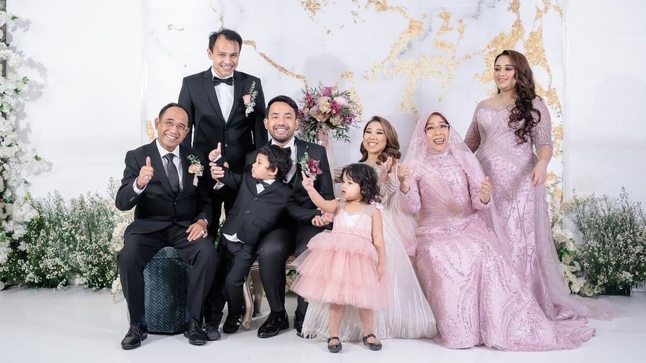 Intip Potret Kebersamaan Kiky Saputri dan Gusrizal, Sang Mertua yang Lolos Seleksi Dewas KPK