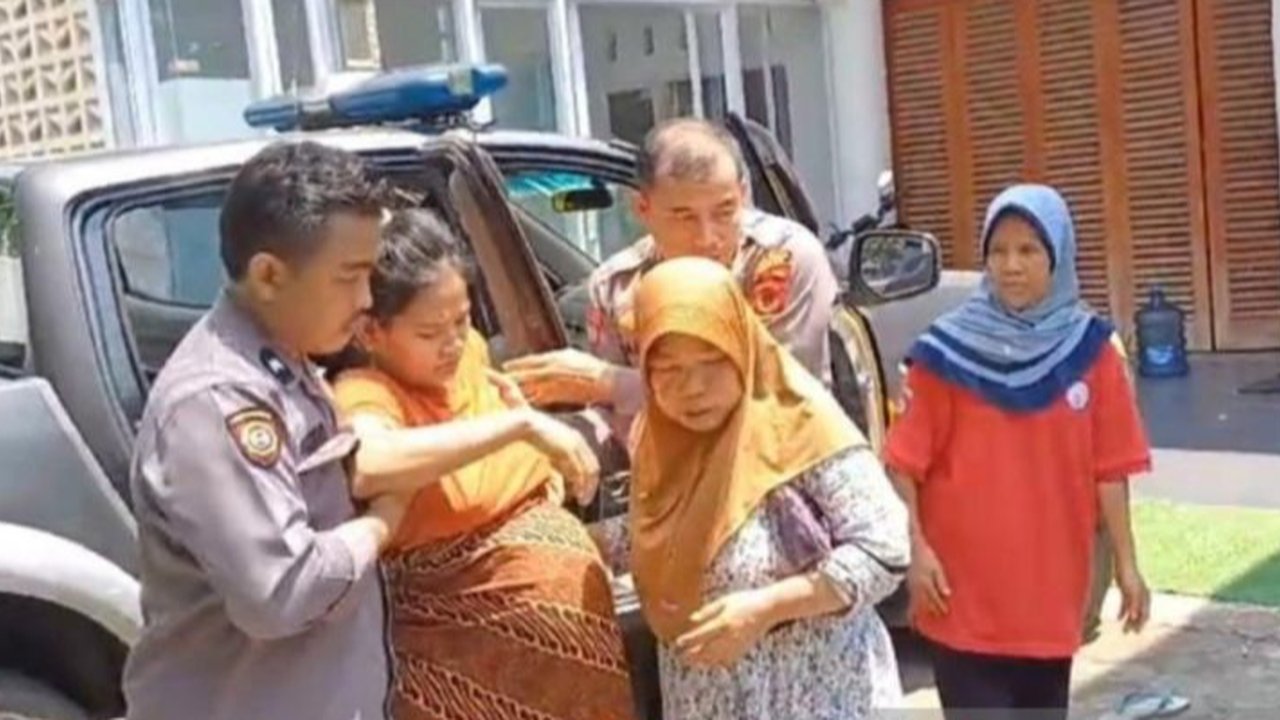 Polisi bantu ibu hamil