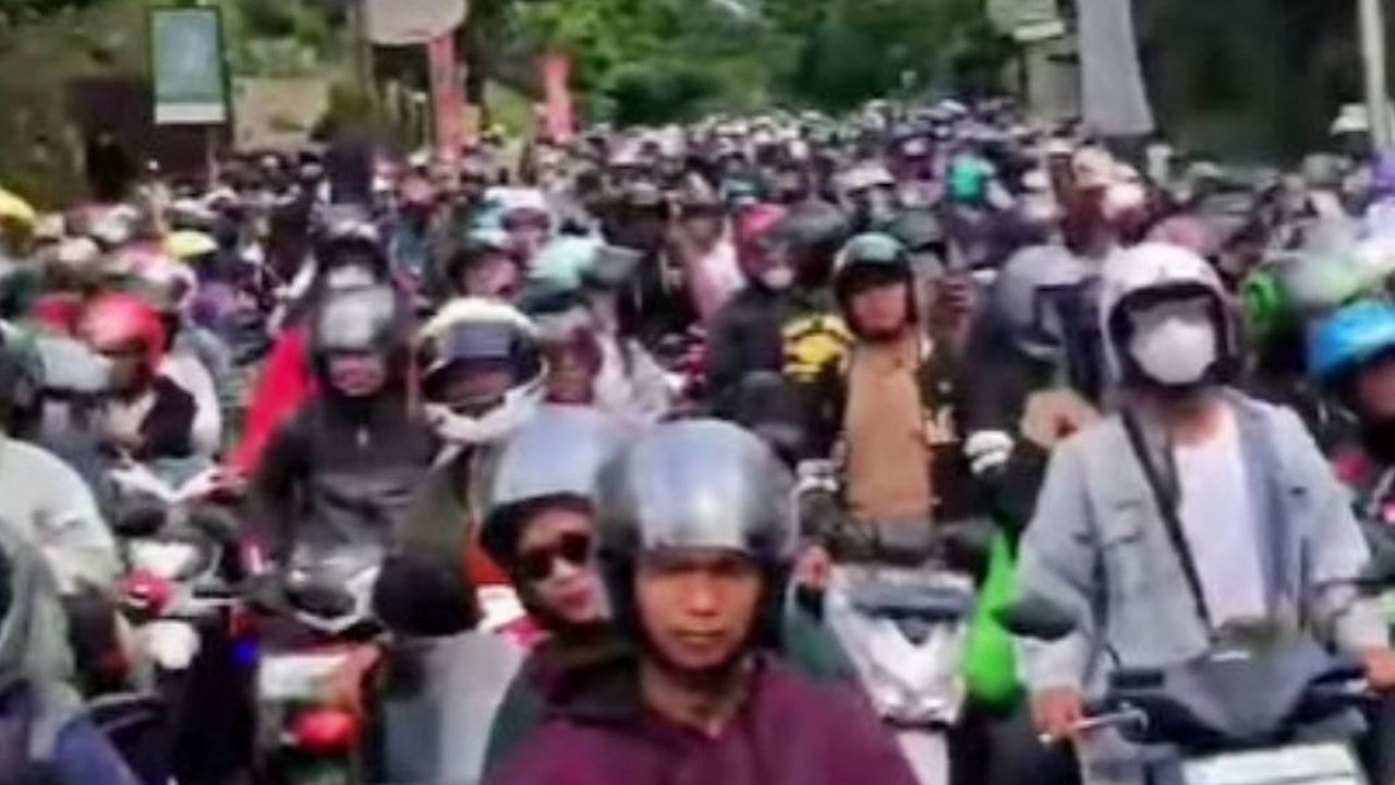 Macet Horor di Puncak Bogor