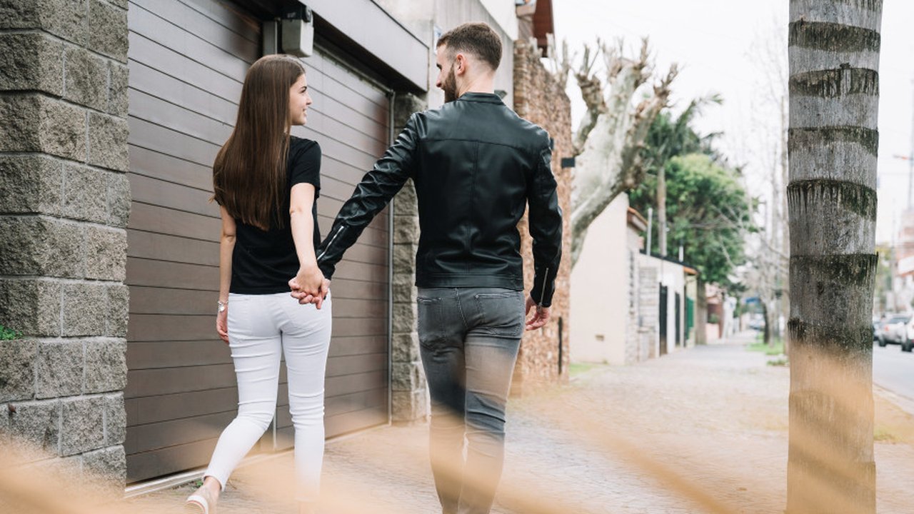 Ilustrasi cinta, pasangan. (Image by freepik)