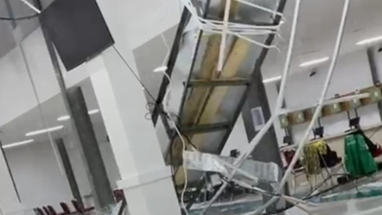 Atap Venue Cabang Menembak di PON Aceh Ambruk