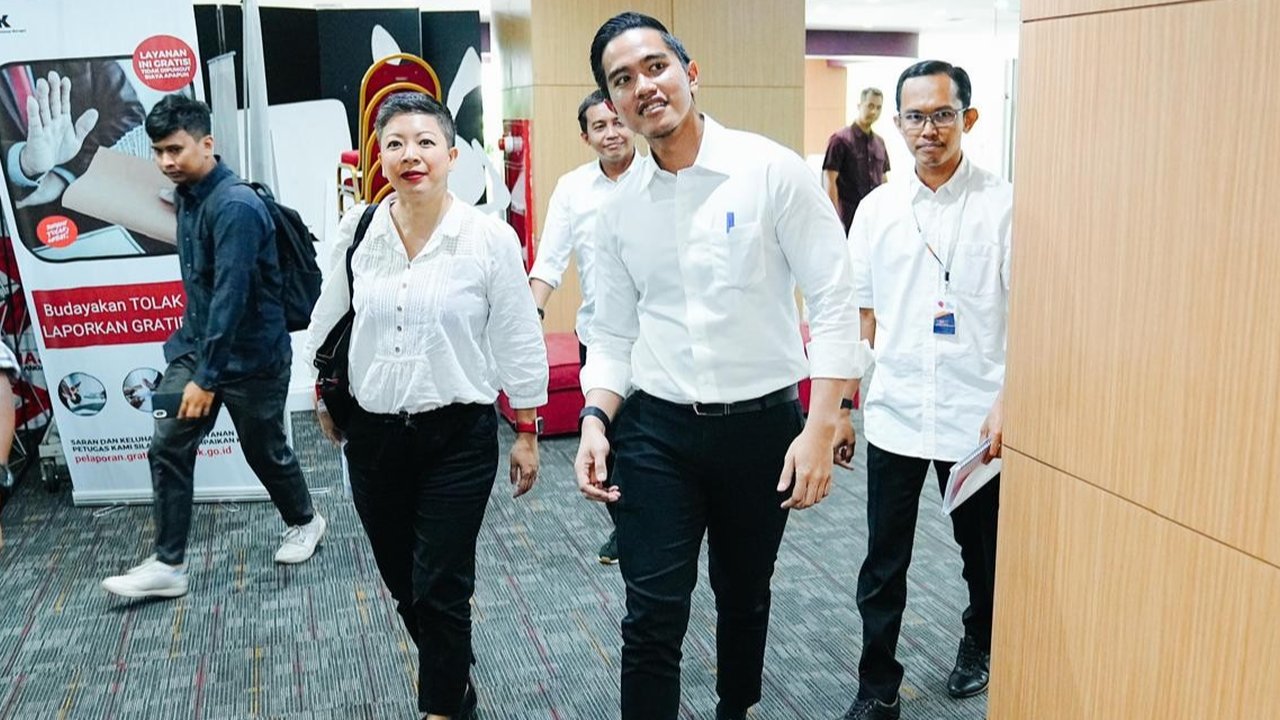 Ketua Umum Partai Solidaritas Indonesia (PSI), Kaesang Pangarep mendatangi gedung lama Komisi Pemberantasan Korupsi (KPK) pada hari ini, Selasa (17/9).