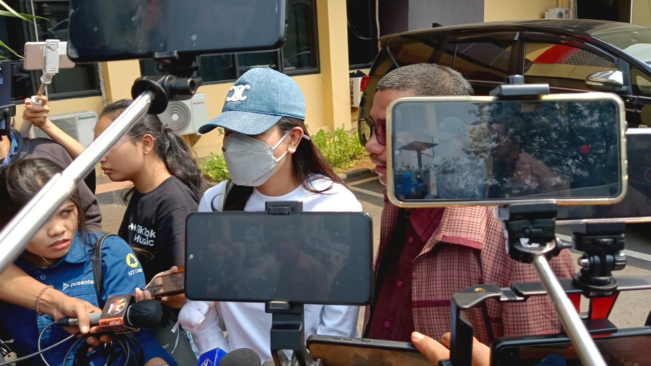 sidang nikita dengan menghadirkan saksi dari pihak nikita mirzani