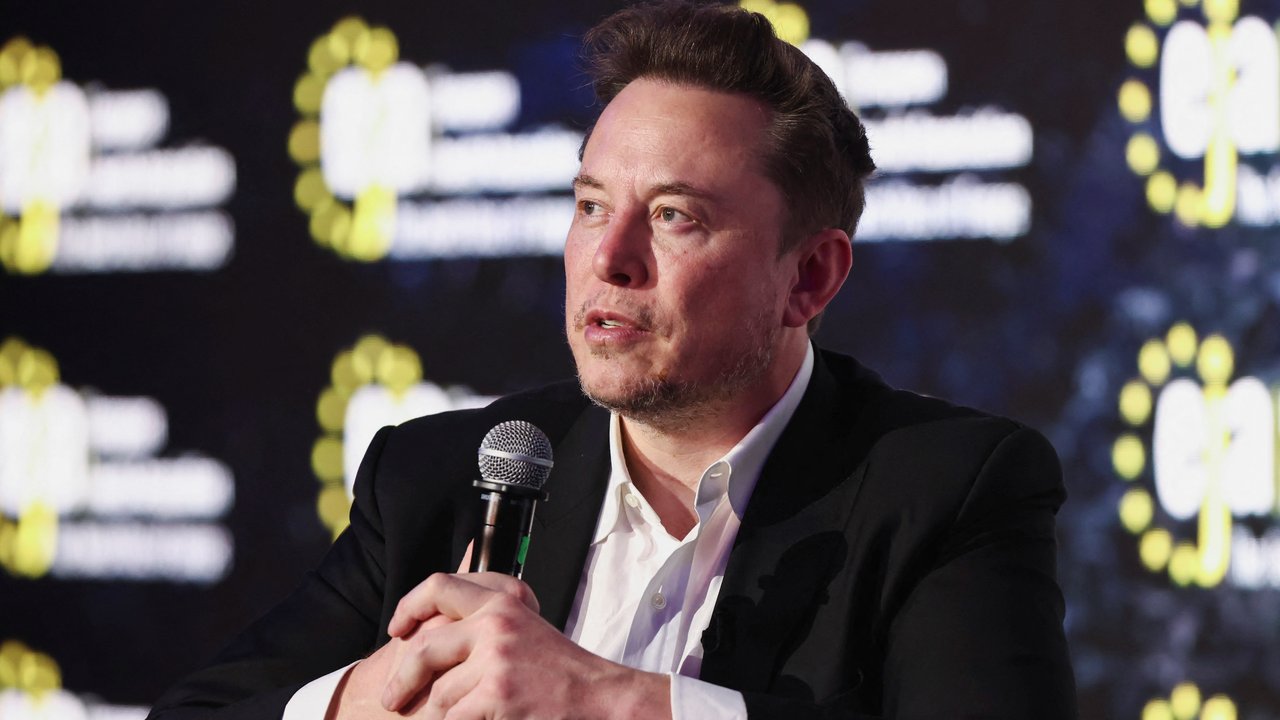 CEO Tesla sekaligus Space X Elon Musk saat berpidato di World Water Forum (WWF) ke-10 di Bali. (Merdeka).