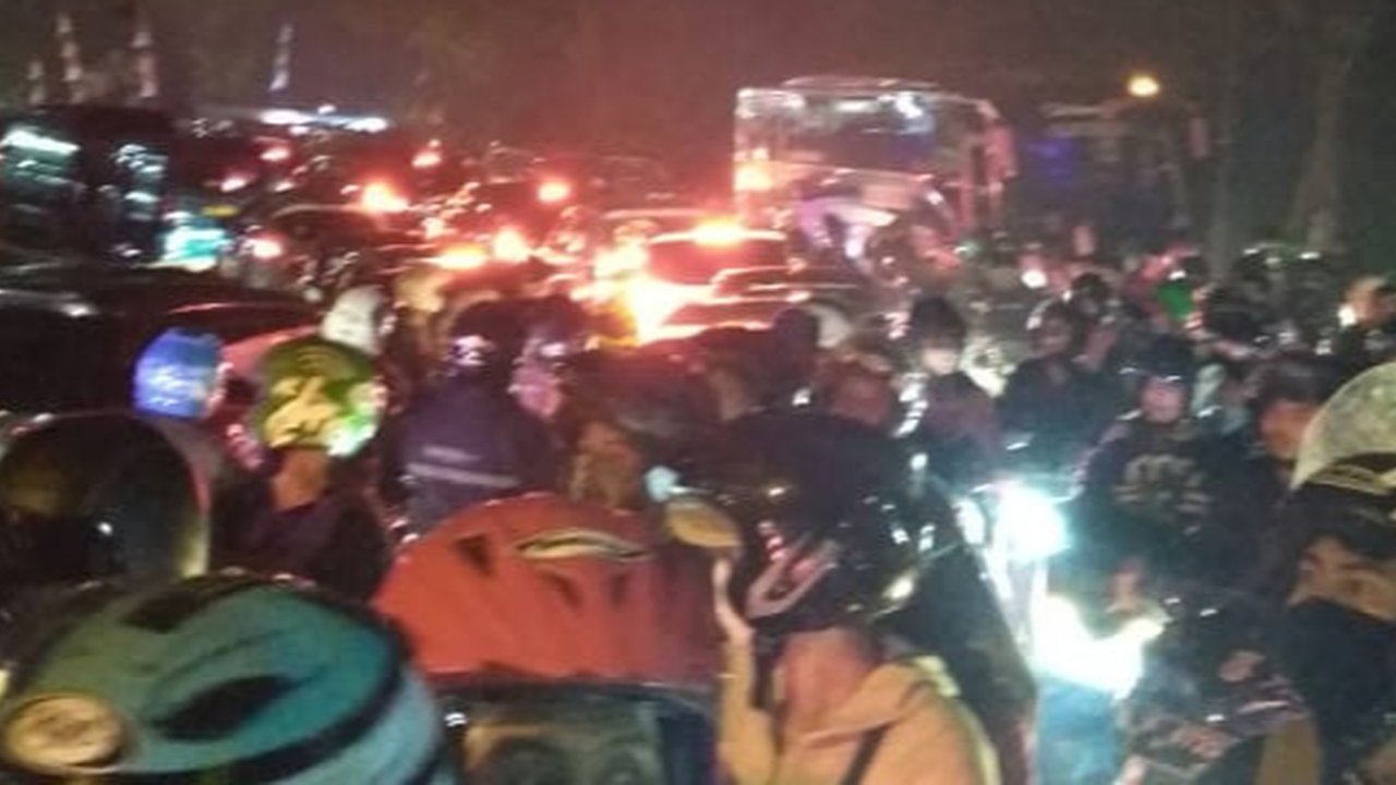 Macet Horor di Puncak Bogor