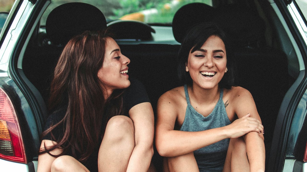 Puisi Berantai 2 Orang Lucu Bikin Ngakak, Mainkan dengan Sahabat