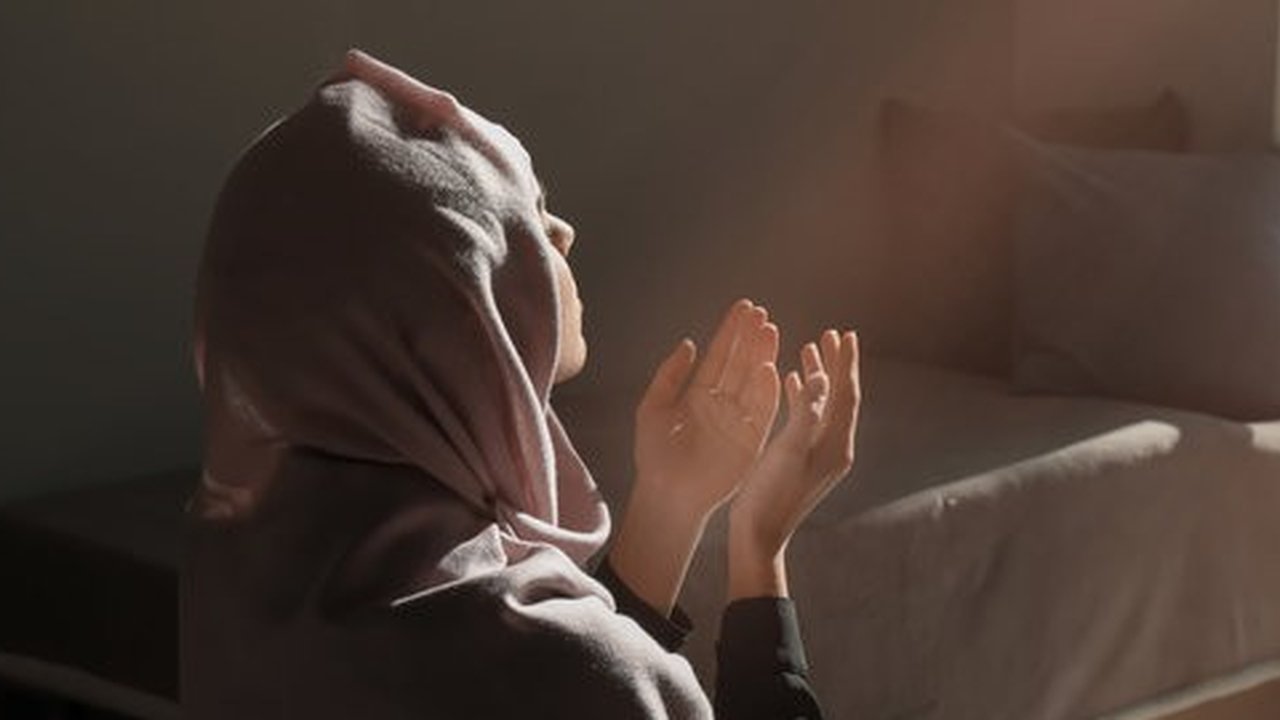 Dahsyatnya Doa Seorang Ibu