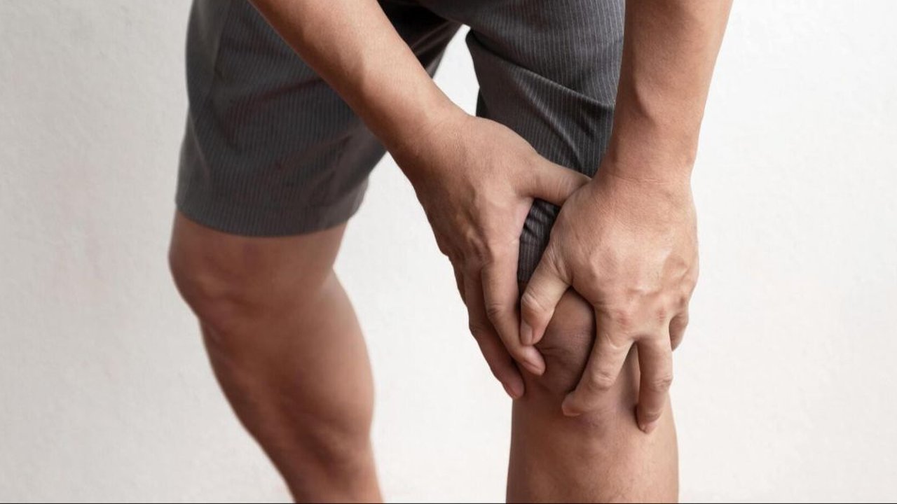 Cara Memutihkan Lutut Hitam Secara Alami, Mudah Dilakukan