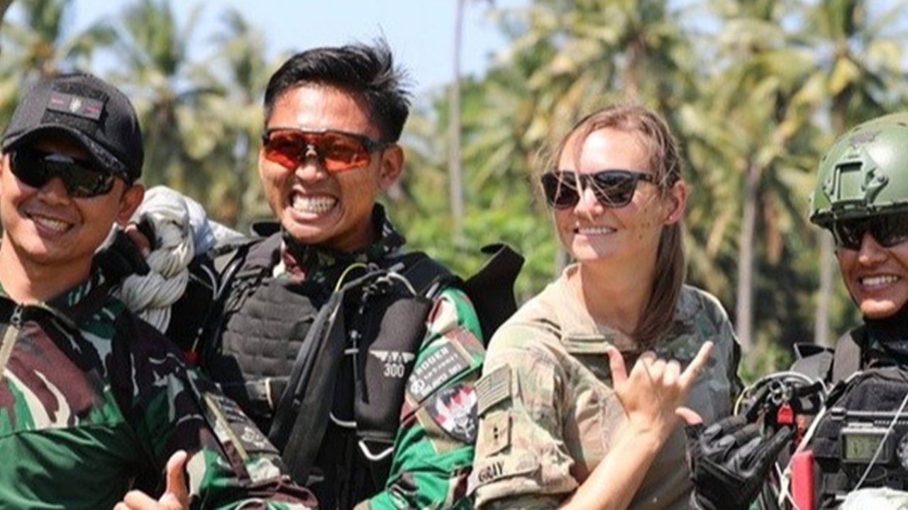 Latihan gabungan Amerika Serikat dan Tentara Nasional Indonesia (TNI) Super Garuda Shield 2024. (Korps Marinir AS oleh Sersan Ryan Hageali)