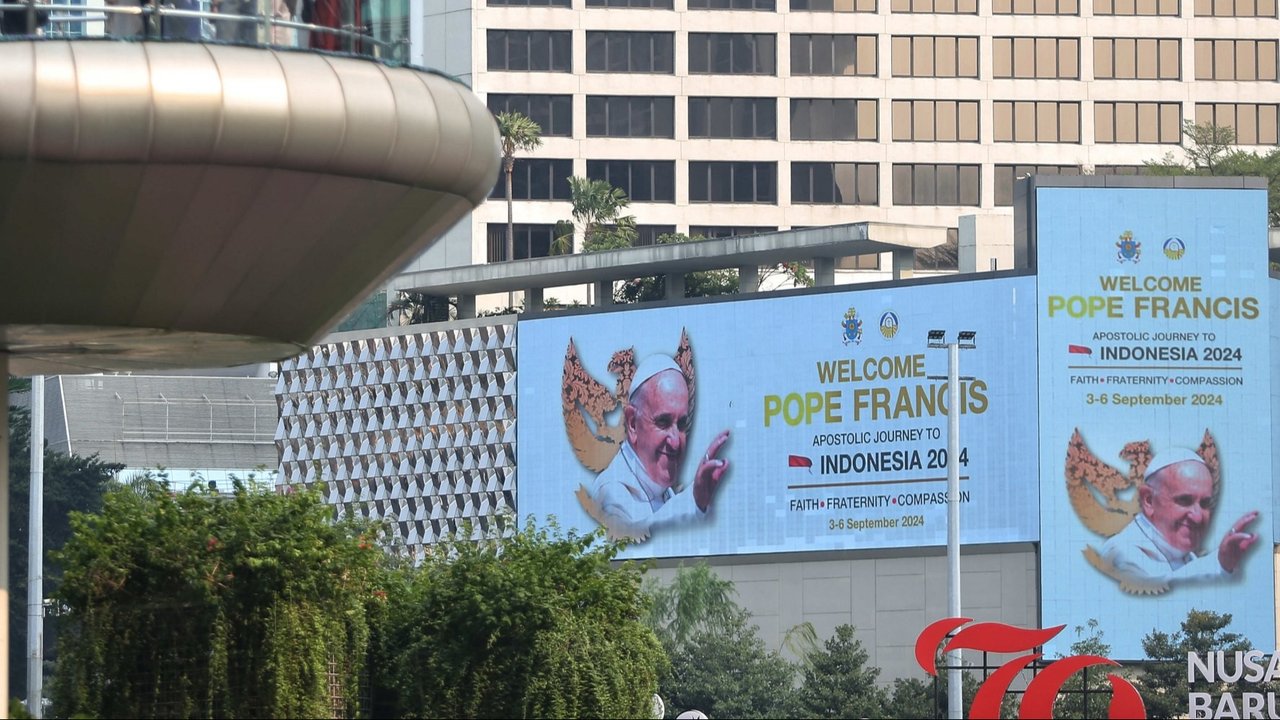 Tak hanya revitalisasi, PT Transjakarta juga akan membangun empat halte di koridor 14, yaitu di Halte Tanah Tinggi, Benyamin Sueb, Danau Sunter Barat A dan Danau Sunter Barat B. (Liputan6.com/Johan Tallo)