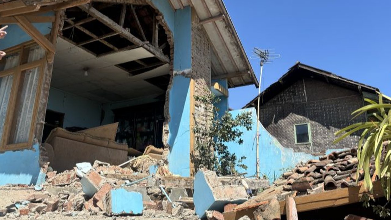 Kondisi Kertasari setelah gempa berkekuatan 4,9 skala Richter mengguncang Bandung, Jawa Barat, pada 18 September 2024.