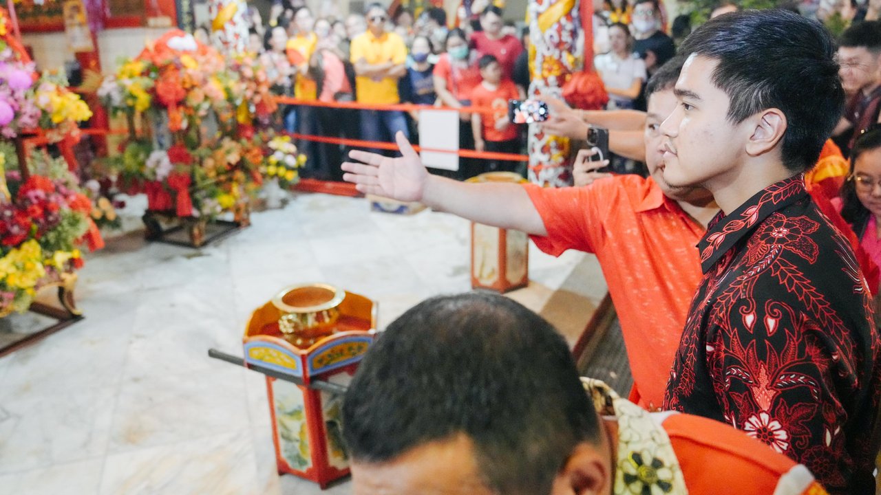 Kaesang Pangarep Hadiri 12 Tahunan Gotong Toapekong di Banten