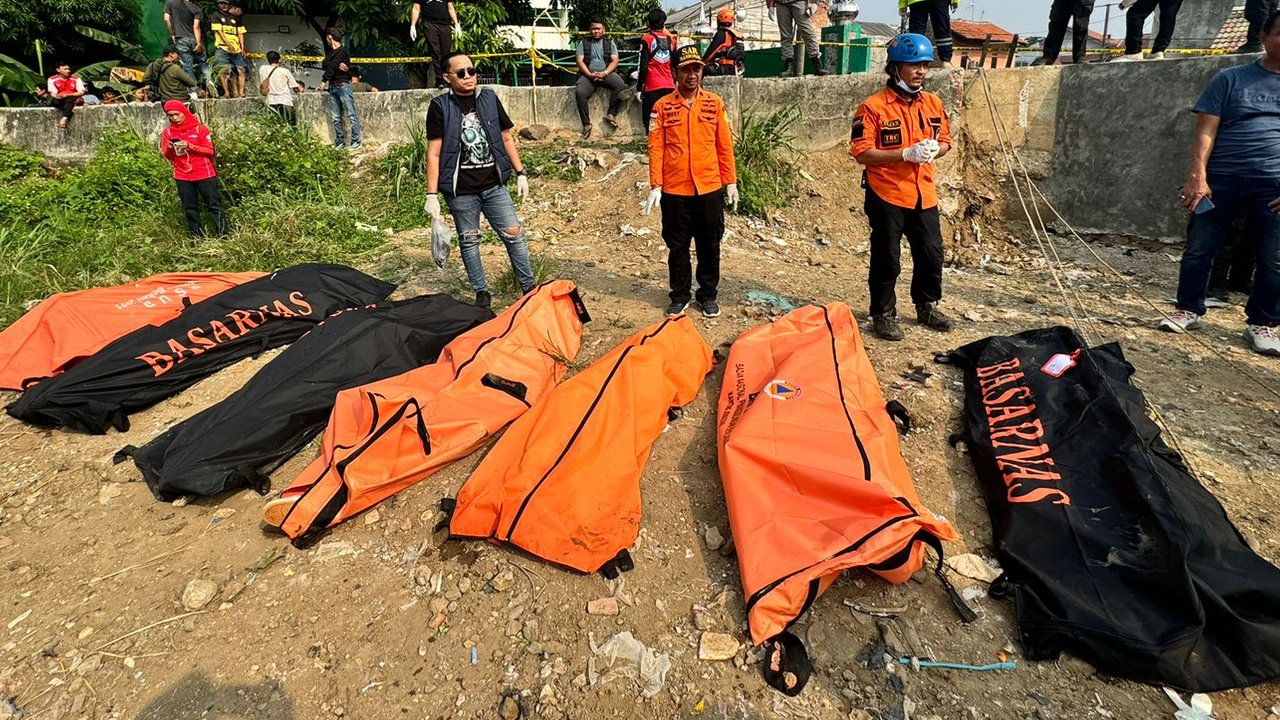 7 Mayat di Kali Bekasi