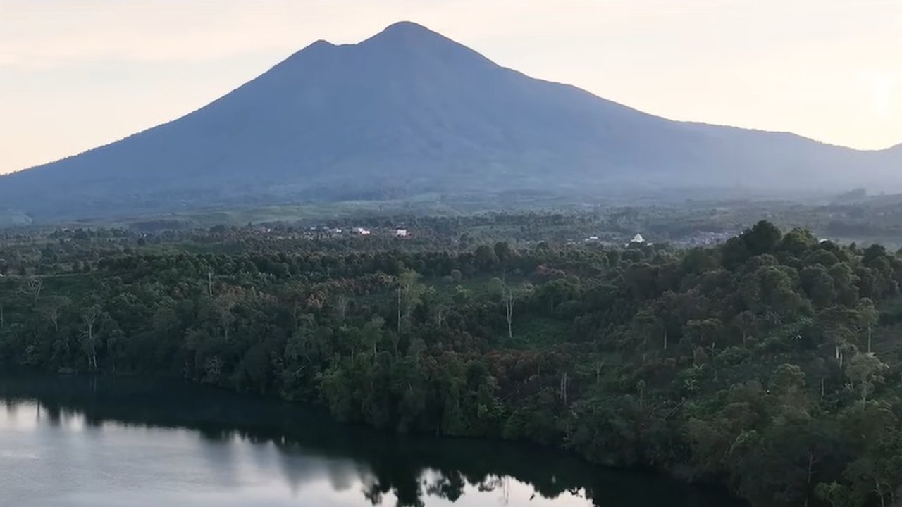 Gunung Masurai Jambi