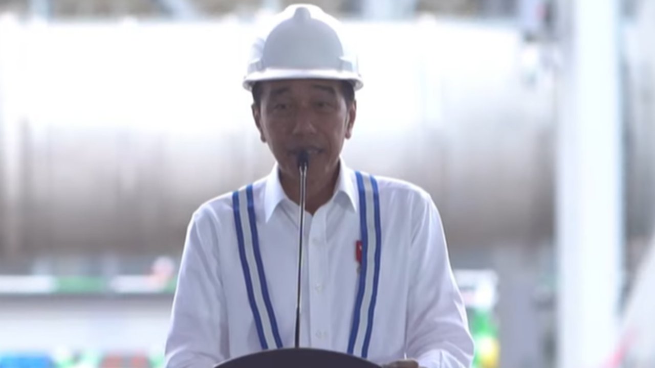 Jokowi Resmikan Smelter PT Freeport di Gresik Senilai Rp56 Triliun