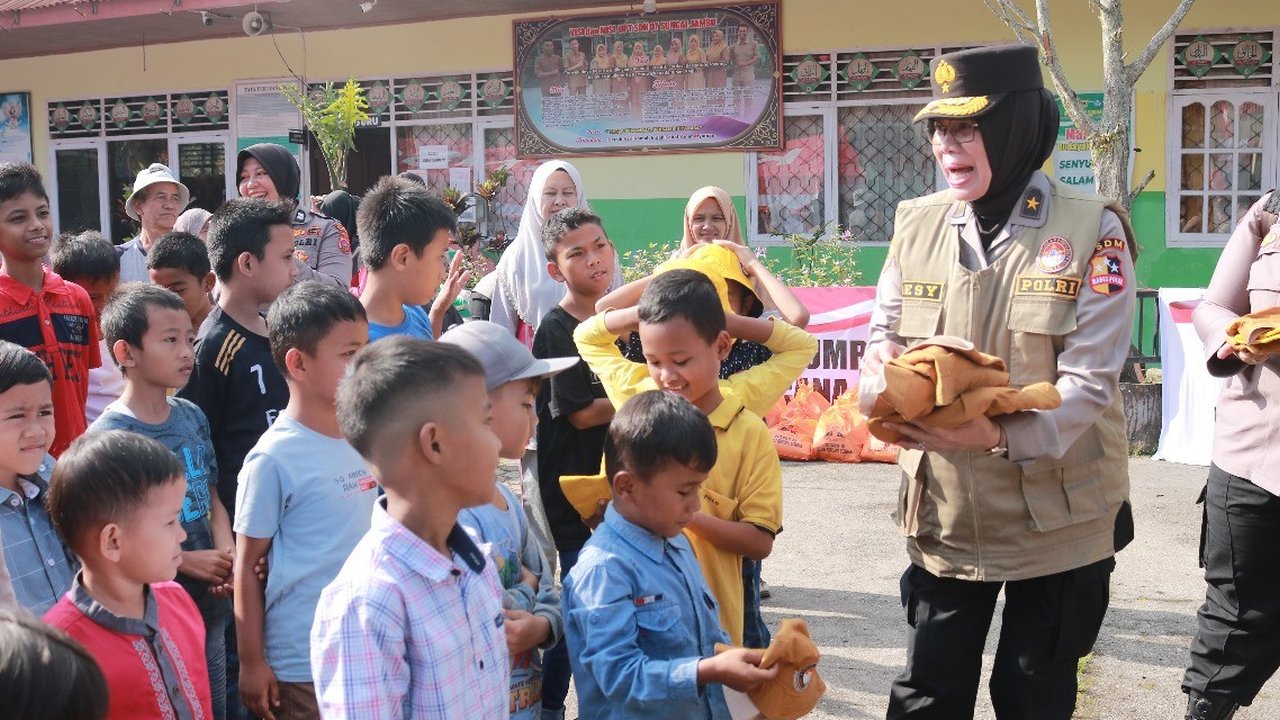 <p>Brigjen Desy Andriani yang ditunjuk Kapolri sebagai Direktur Tindak Pidana Perempuan dan Anak (PPA) dan Pidana Perdagangan Orang (PPA) sebelumnya menjabat sebagai Psikolog Kepolisian Utama Tk1 SSDM Polri. (Ist)</p>