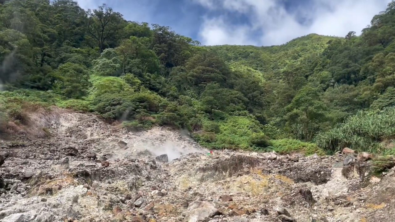 Kawah Gunung Pulosari