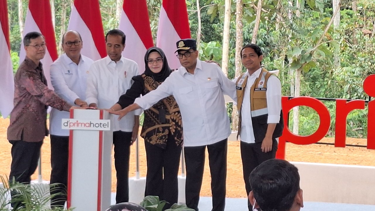 Kunjungan Presiden Jokowi ke Kalimantan Barat untuk meninjau PLBN Entikong.