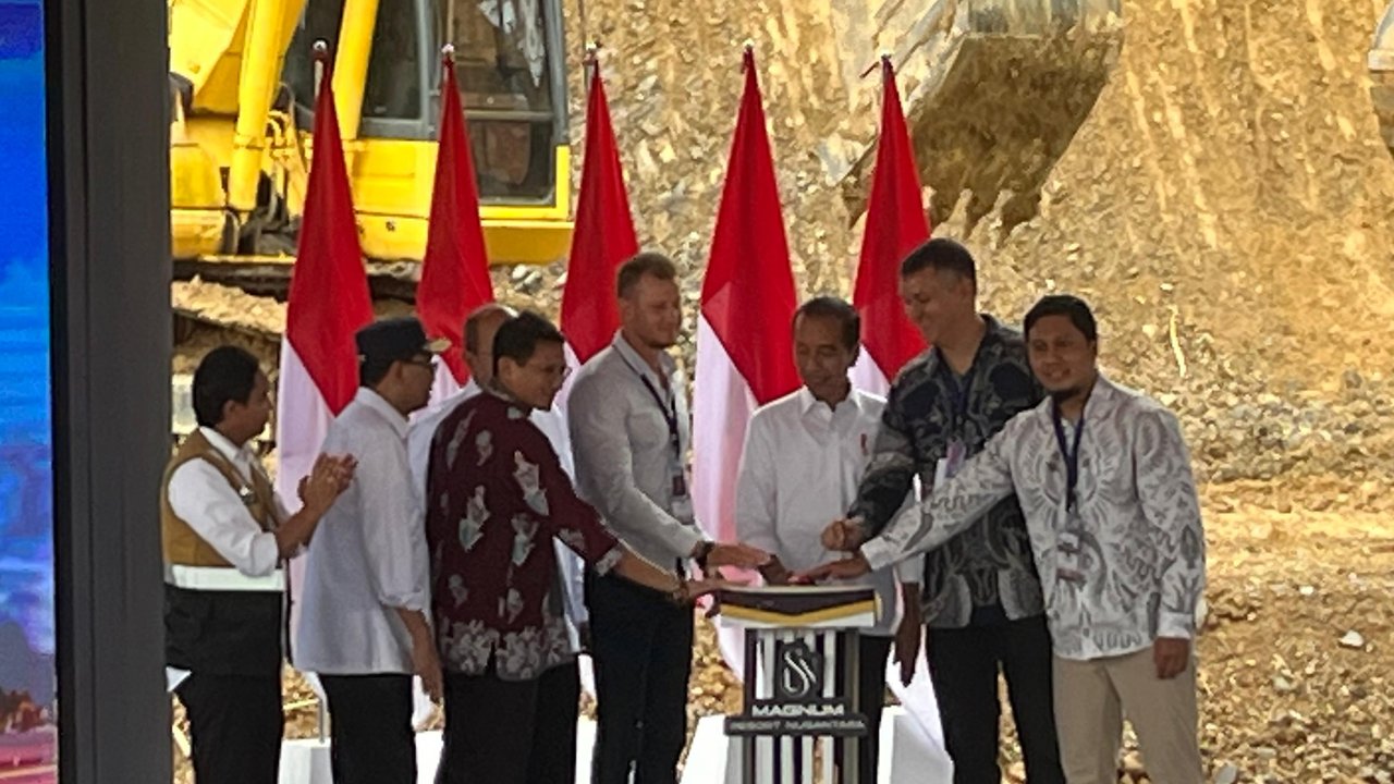 Presiden Joko Widodo atau Jokowi akhirnya melakukan pendaratan perdana di Bandara Ibu Kota Nusantara (IKN), Kalimantan Timur, Selasa (24/9/2024). (Foto: Biro Pers Sekretariat Presiden)