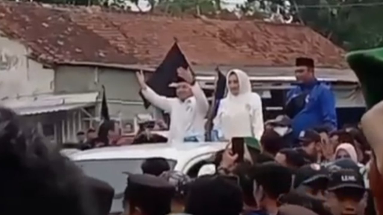 Pengambilan Nomor Pilkada Pekalongan Ricuh
