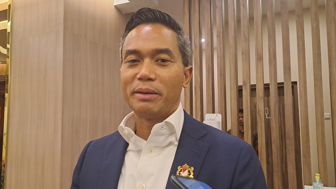 CEO Bakrie Group Anindya Bakrie dalam acara ASEAN Business & Investment Summit ke 2 di Sultan Hotel, Jakarta Senin (4/9/2023). (Tasha/Liputan6.com)