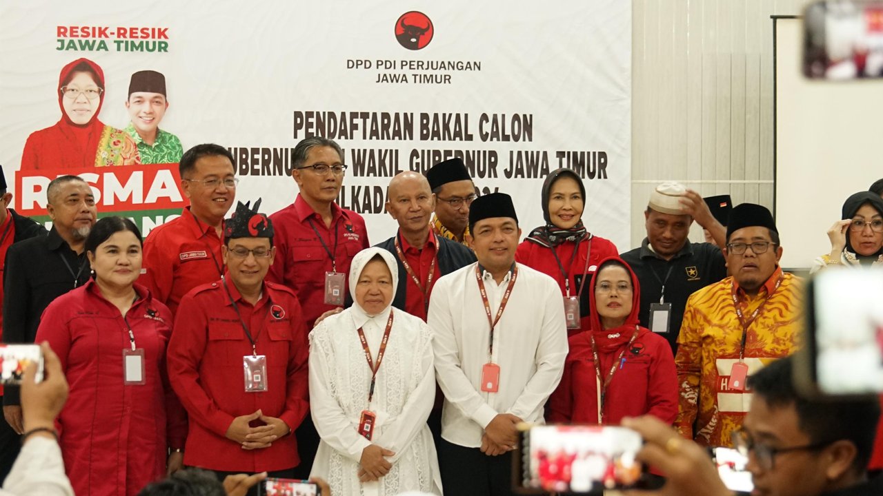 Risma - Gus Han Daftar Pilkada Jatim