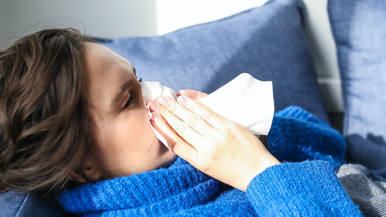 10 Mitos Tersedak Tiba-Tiba, Salah Satunya Ada yang Kangen