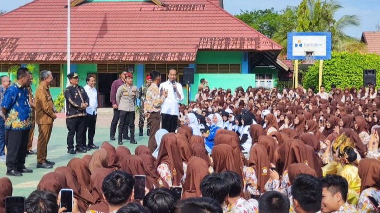 Jokowi Kunjungi SMKN 1 Tanah Grogot