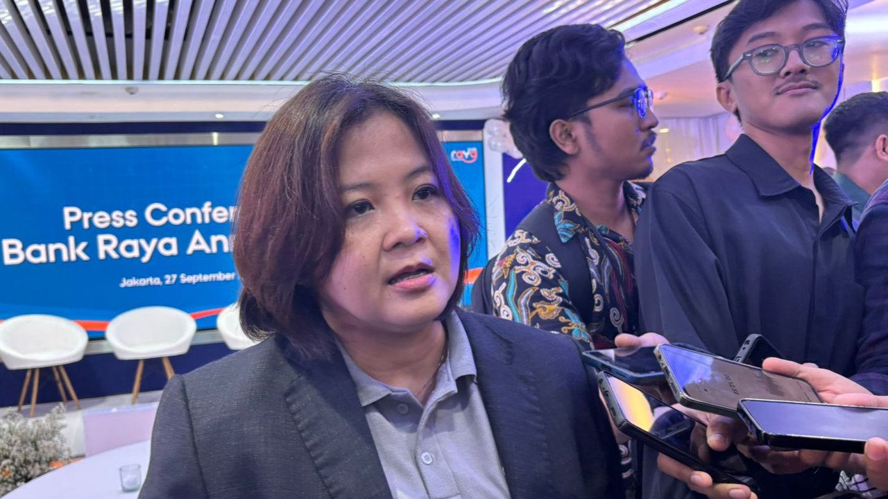 Direktur Keuangan Bank Raya, Rustarti Suri Pertiwi