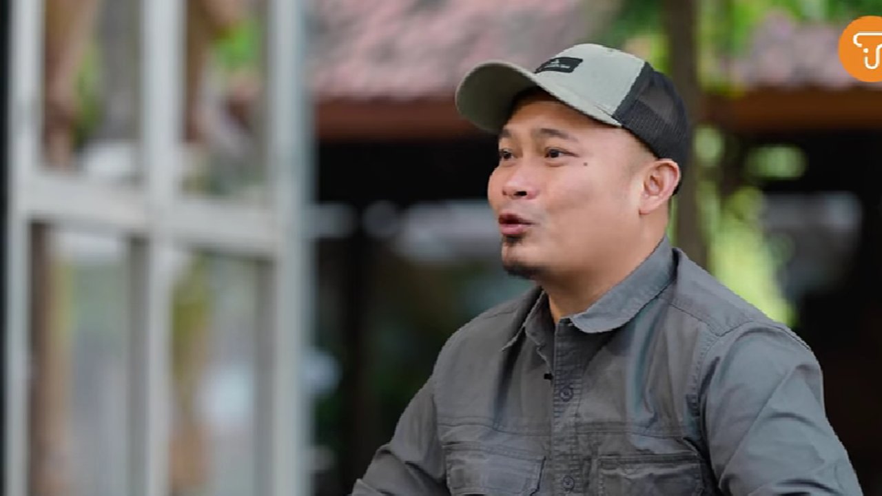 Muhammad Shofiyullah, pemilik pusat oleh-oleh di Kota Batu