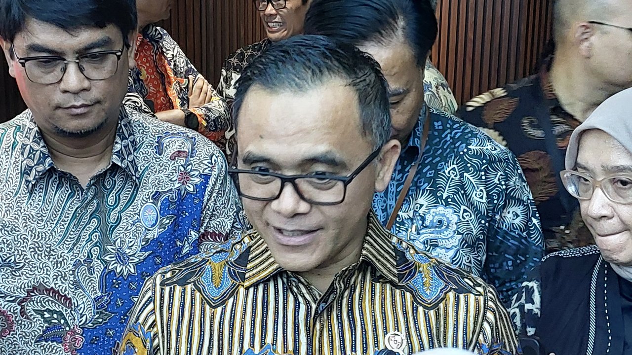 Menteri PANRB Abdullah Azwar Anas mengecek pelaksanaan SKD untuk formasi di lingkungan Kejaksaan Agung di BKN Kantor Regional Bali, Jumat (17/11).   Dok PANRB