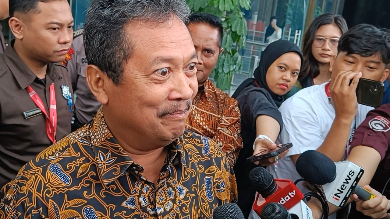 Menteri Kelautan dan Perikanan (KKP) Sakti Wahyu Trenggono usai diperiksa KPK. (Tim Merdeka).