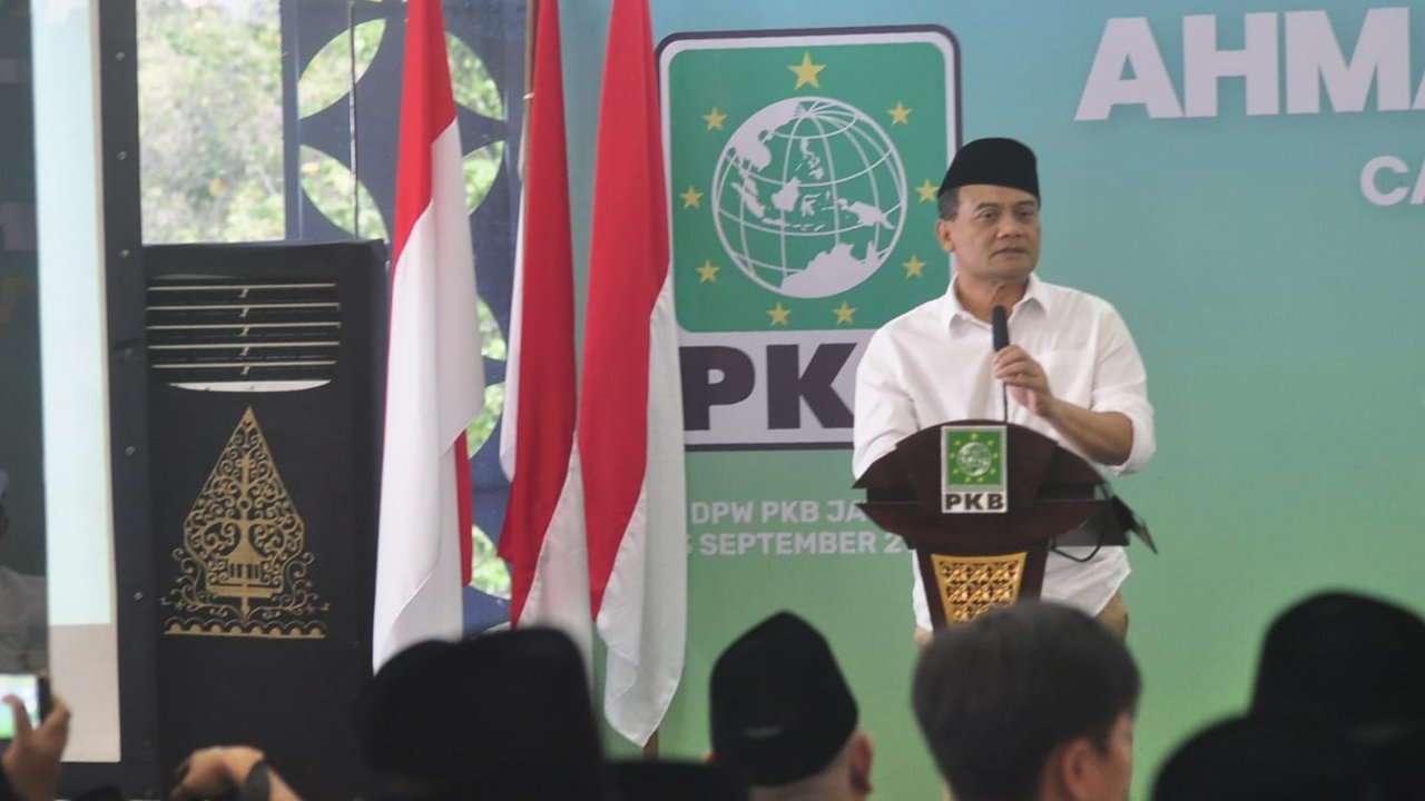 Ahmad Luthfi di kantor DPW PKB Jateng.