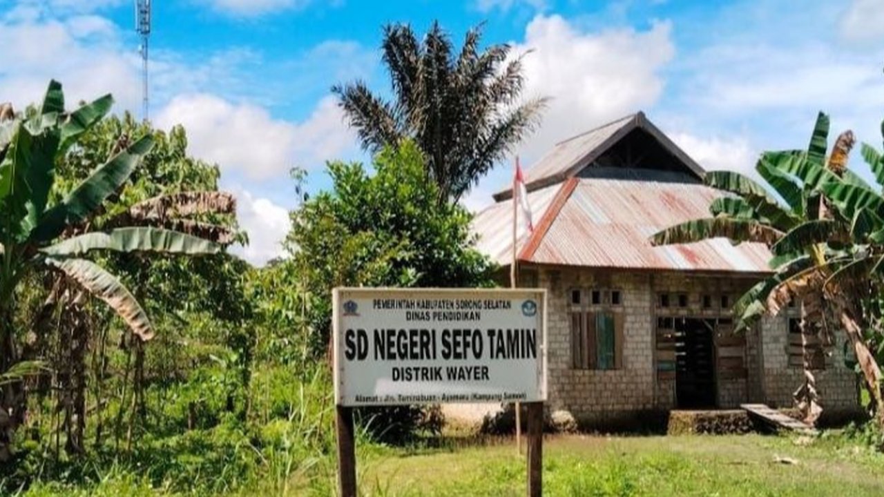 Perjuangan Kepala Kampung Hadirkan SD di Sorong Selatan, Tiga Tahun Akhirnya Terbangun tapi Cuma Satu Guru