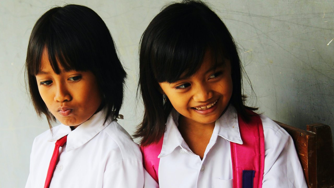 Ilustrasi anak SD. Photo by Nuril Ahsan on Unsplash