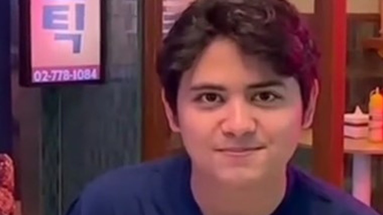 7 Potret Terbaru Aliando Syarief yang Disebut Kembali ke Setelan Pabrik