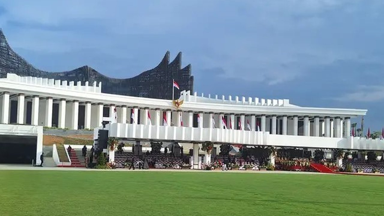 IKN.