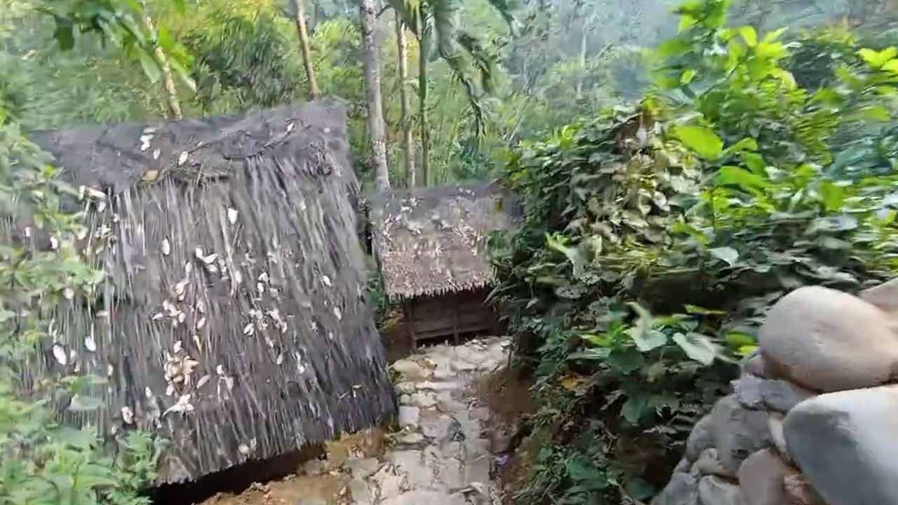 Suasana pagi di Kampung Baduy