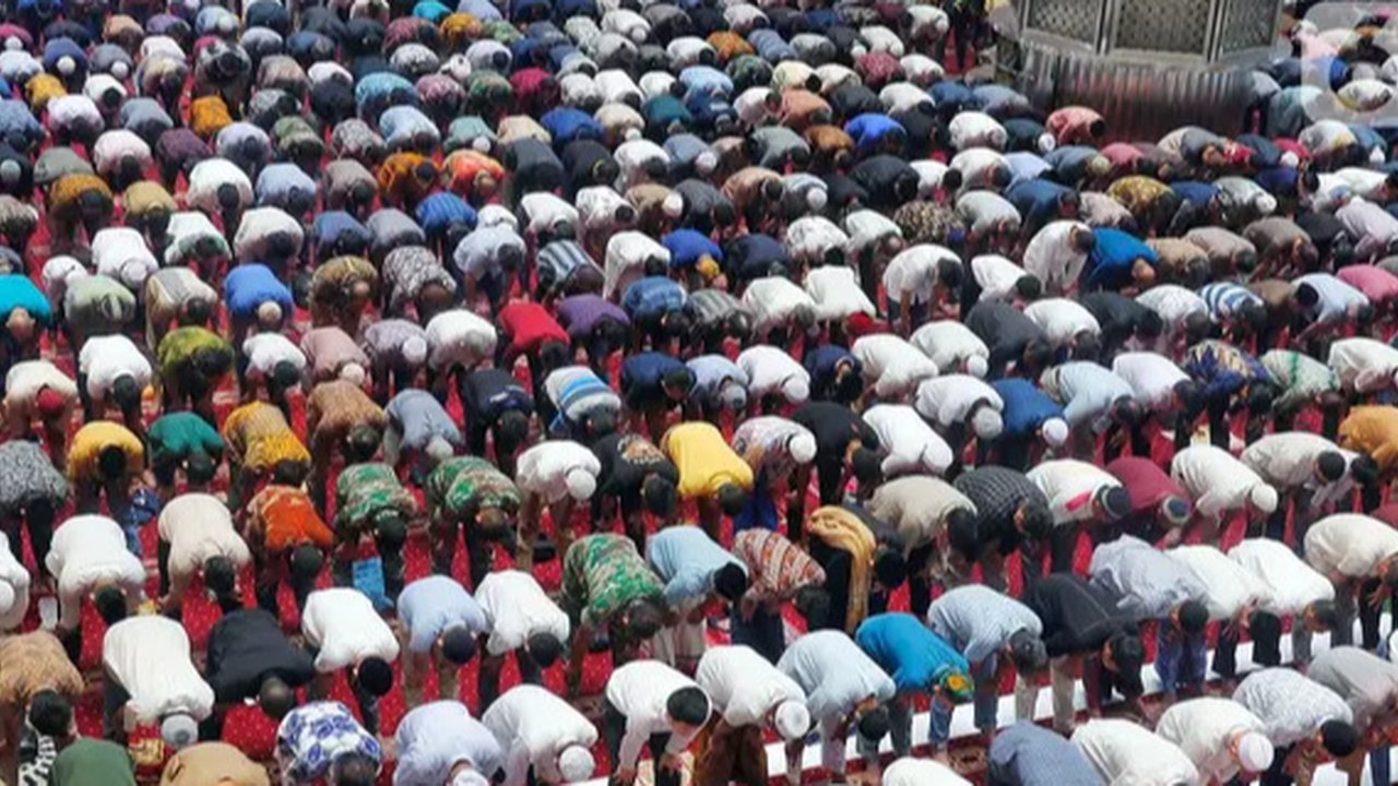 Buya Yahya (Tangkap Layar Al-Bahjah TV)