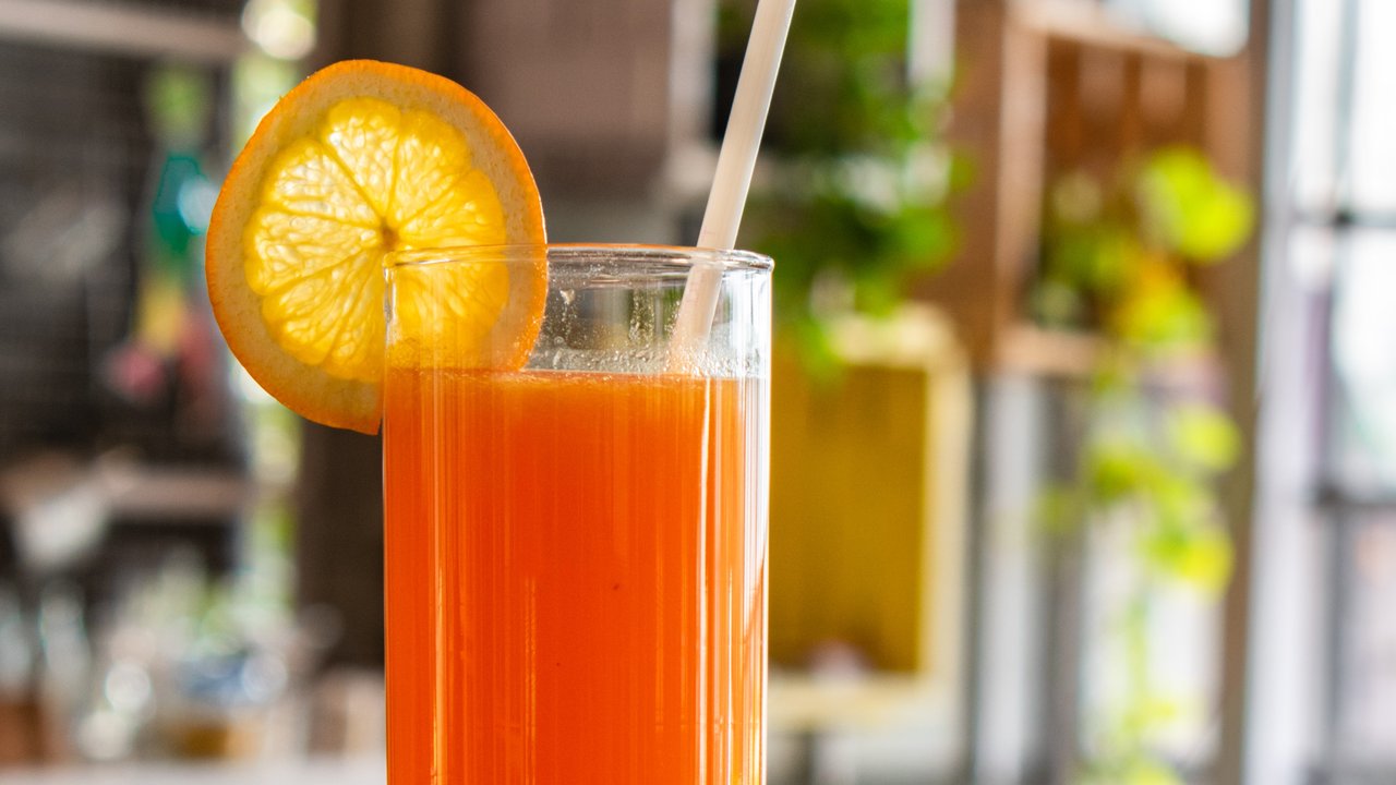 Apakah Jus Wortel Bisa Menyembuhkan Mata Minus? Simak Penjelasannya