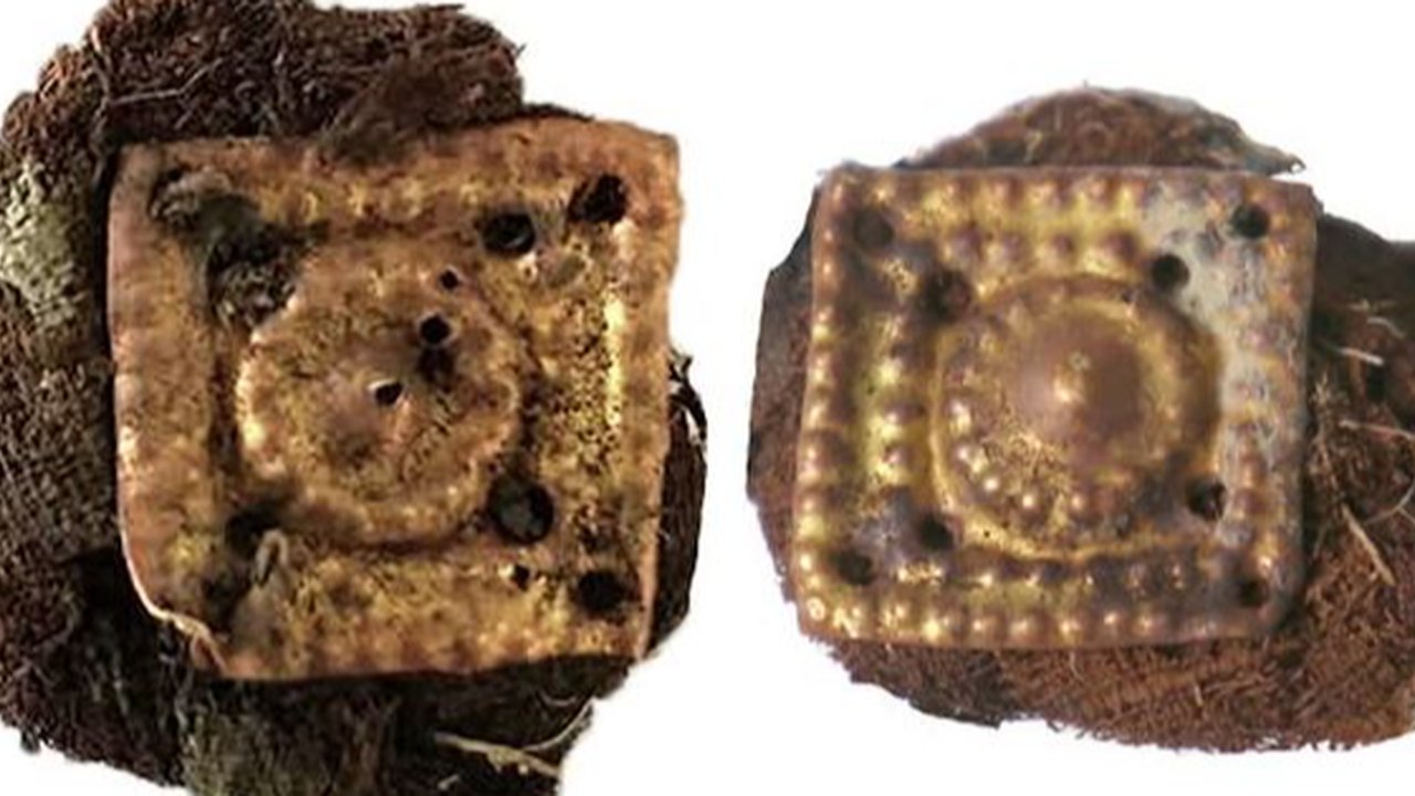 Gelang emas dan sepasang anting ditemukan di makam misterius di Mongolia.