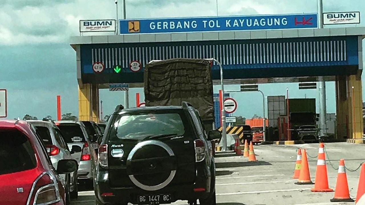 Jalan Tol Palembang - Indralaya yang menjadi salah satu rute jalan Tol Trans Sumatera (Liputan6.com / Nefri Inge)