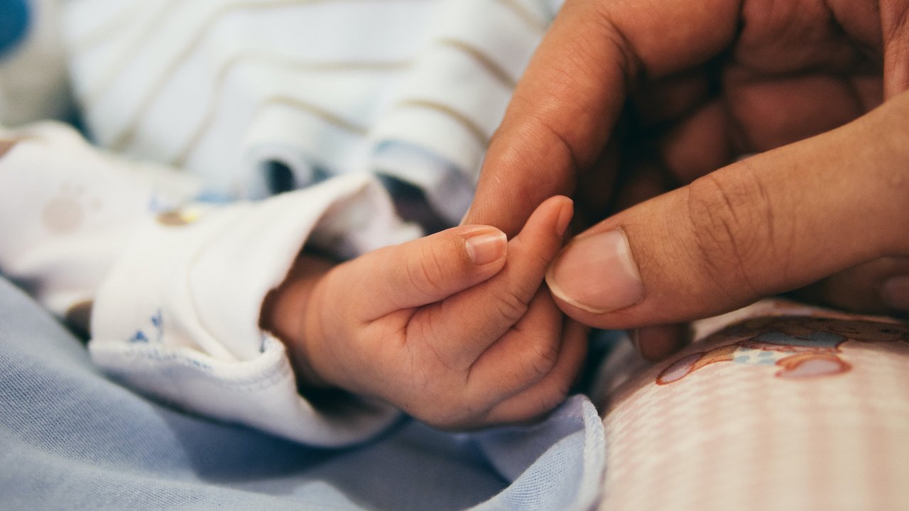 Apakah Bayi Prematur Bisa Gemuk? Ini Penjelasan dan Cara yang Dianjurkan