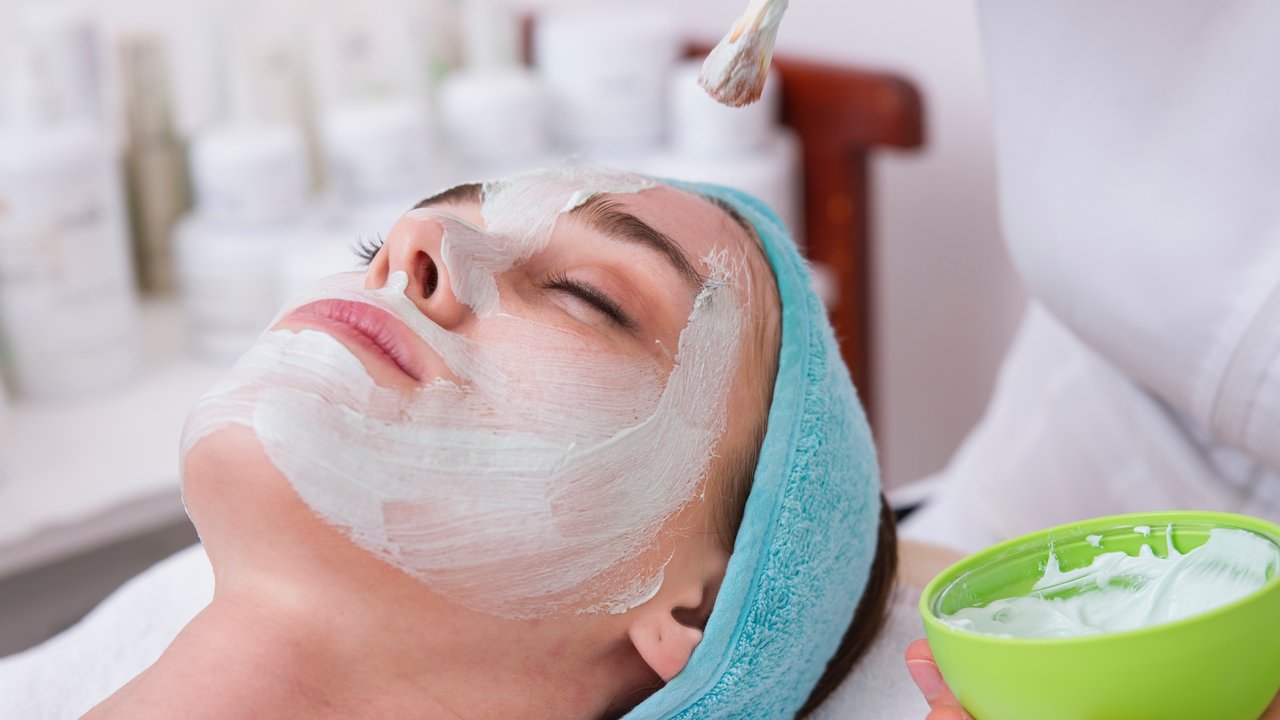 8 Manfaat Lulur untuk Kulit, Berikut Tips Menggunakannya dengan Benar