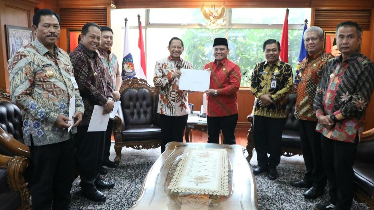 Masa Jabatan Pj Gubernur Sultra Andap Budhi Revianto Diperpanjang Mendagri